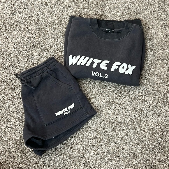 white fox set - Picture 1 of 5